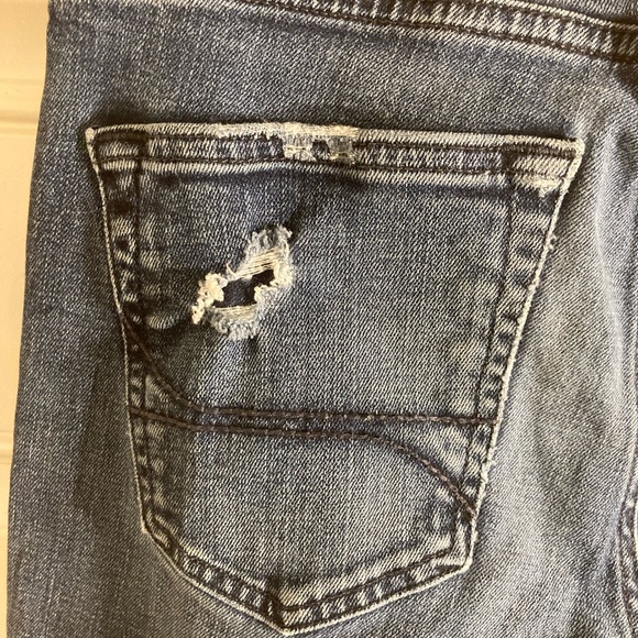 Hollister distressed jeans - Picture 10 of 14